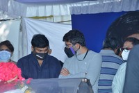 Chiranjeevi Pays Last Respcets to Sirivennela Sitaramasastri